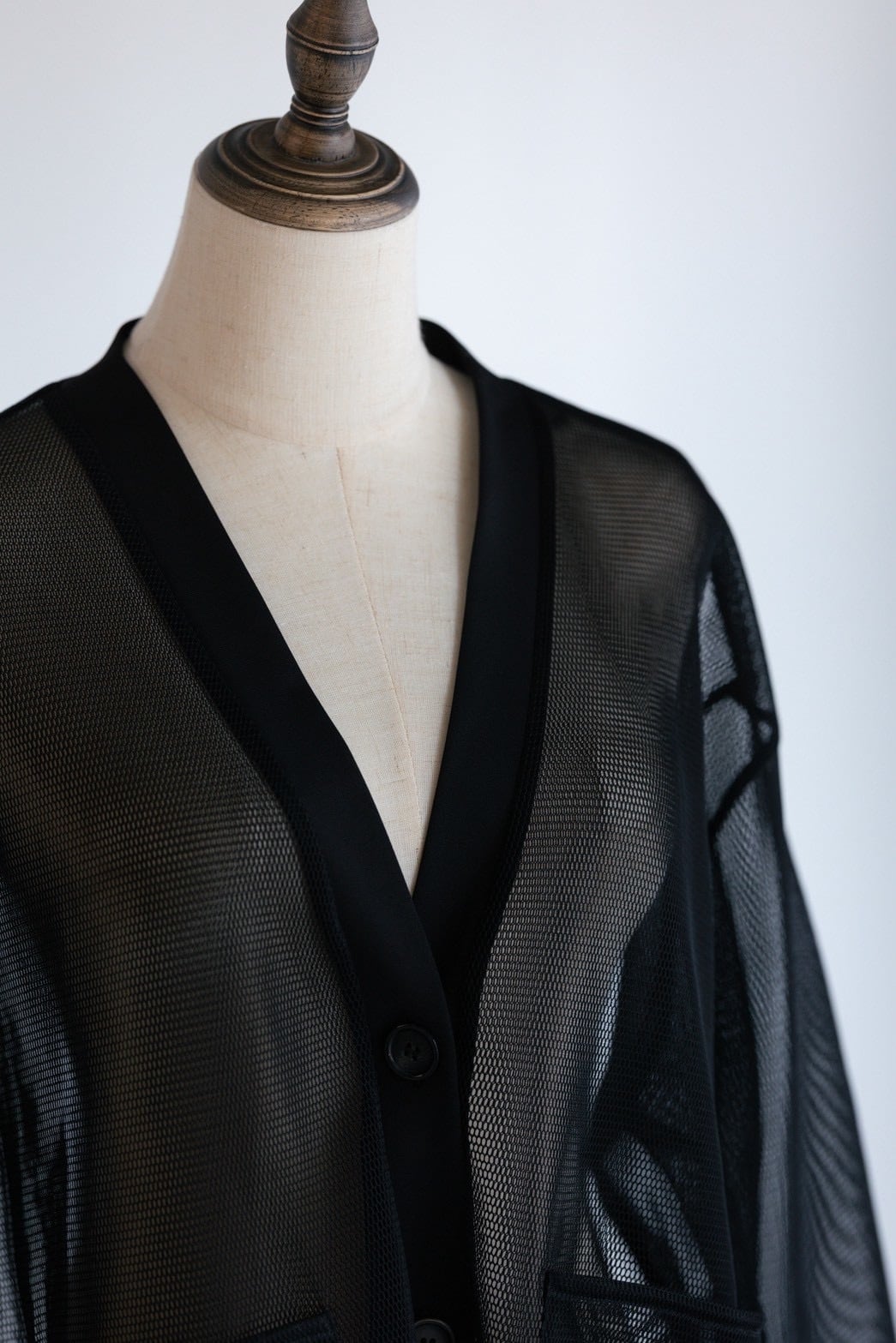 double mesh Cardigan （ホワイト、ブラック）【予約販売】 | pois