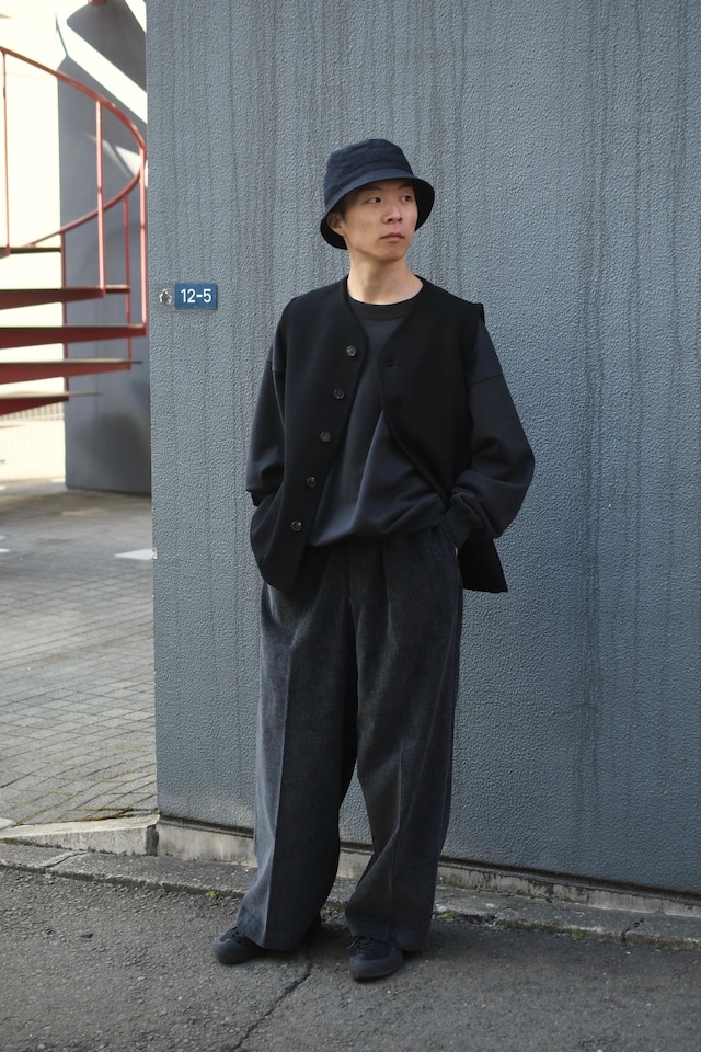 REVERBERATE / TACKED TROUSERS (Black × Gray)