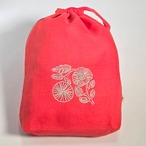 手刺繍リネン巾着　マチ付き　コーラルピンク／マスタードイエロー
