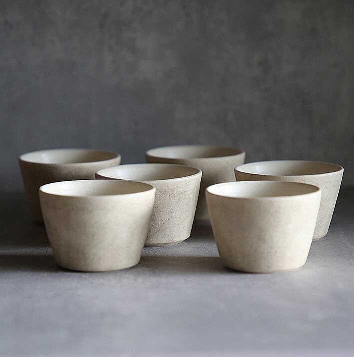 猪口カップ(麦藁化粧)