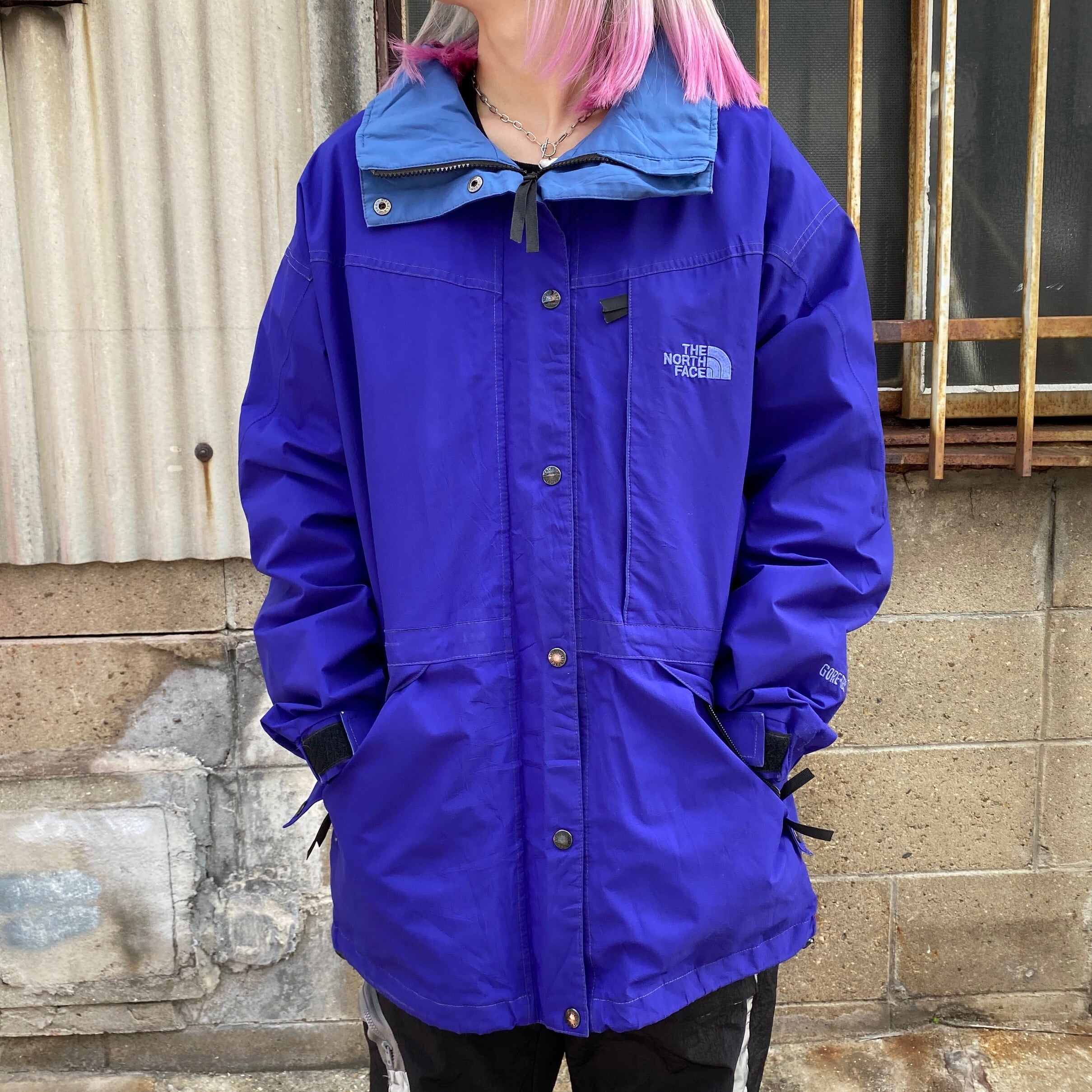 90年代 ザ ノースフェイス Stowaway III ゴアテックス マウンテンパーカー メンズL 古着 THE NORTH FACE 90s  ヴィンテージ ビンテージ GORE-TEX フード収納型 青紫【アウトドアジャケット】【CP30】【CS2312-30】 | cave ...