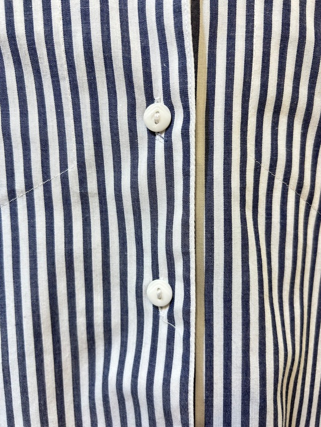 navy × white stripe open collor blouse
