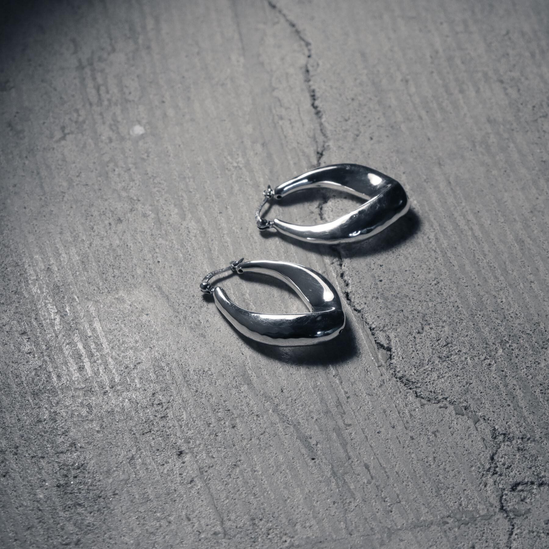 circle hoop earing(pierce) [figur2] / YJE95010411R | YArKA official