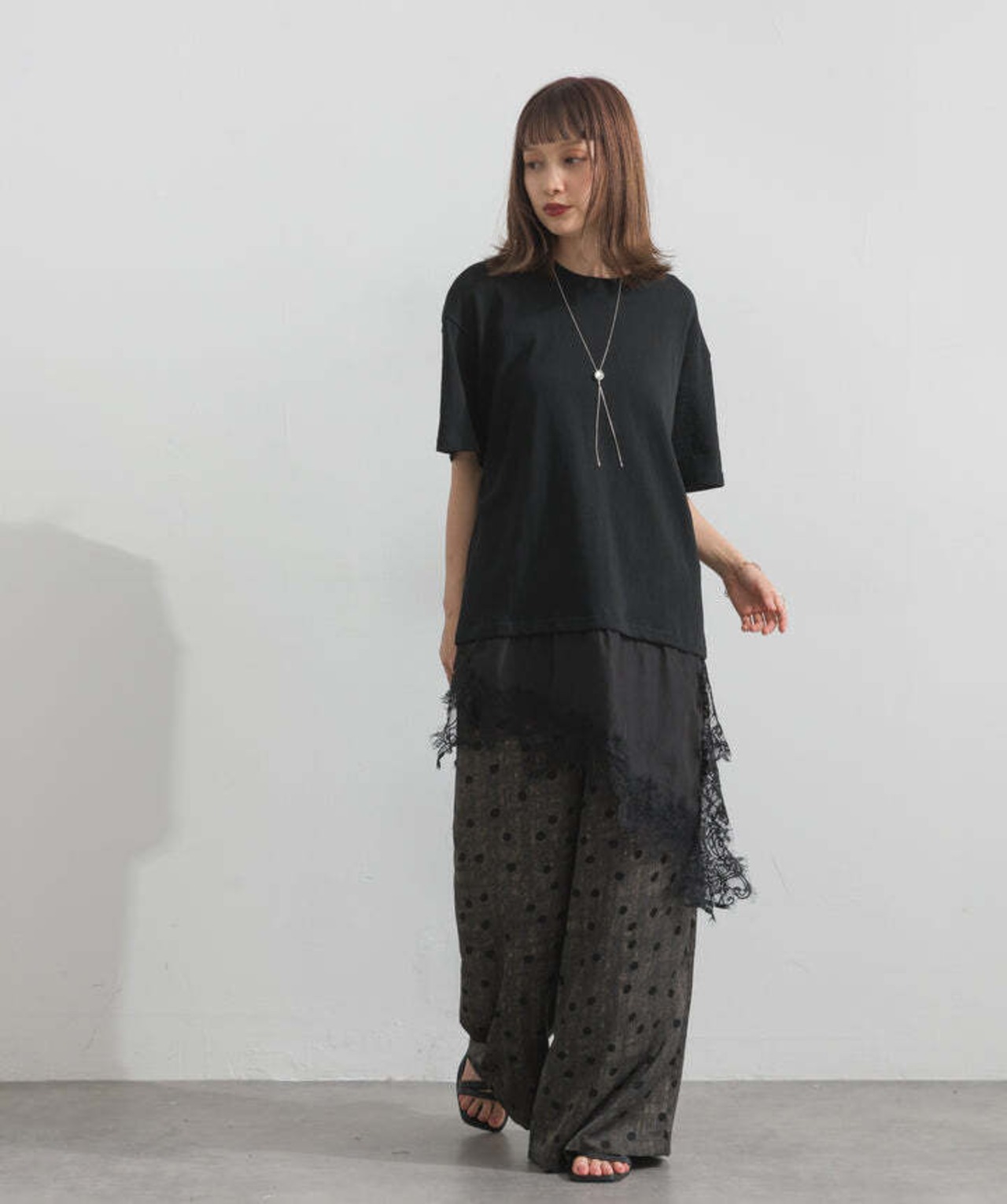 2605142 レースヘムレイヤードカットソー black
