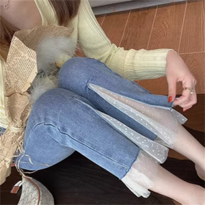 【送料無料】 パンツ ボトム ロング ブルーデニム 薄手生地 かわいい 大人可愛い 大人女子 綺麗 シンプル カジュアル 大人 上品 おしゃれ お洒落 こなれ感 ラフ コンサバ 着痩せ レディライク 無地 春 夏 20代 30代 40代 レディース 女性 授業参観 デート お出かけ 女子会 お呼ばれ 休日 お茶会 アウトドア 着回し 普段使い オルチャン 韓国系 ファッション 楽ちん 体型カバー プチプラ 定番 デイリーユース 概念 フレア Aライン 装飾