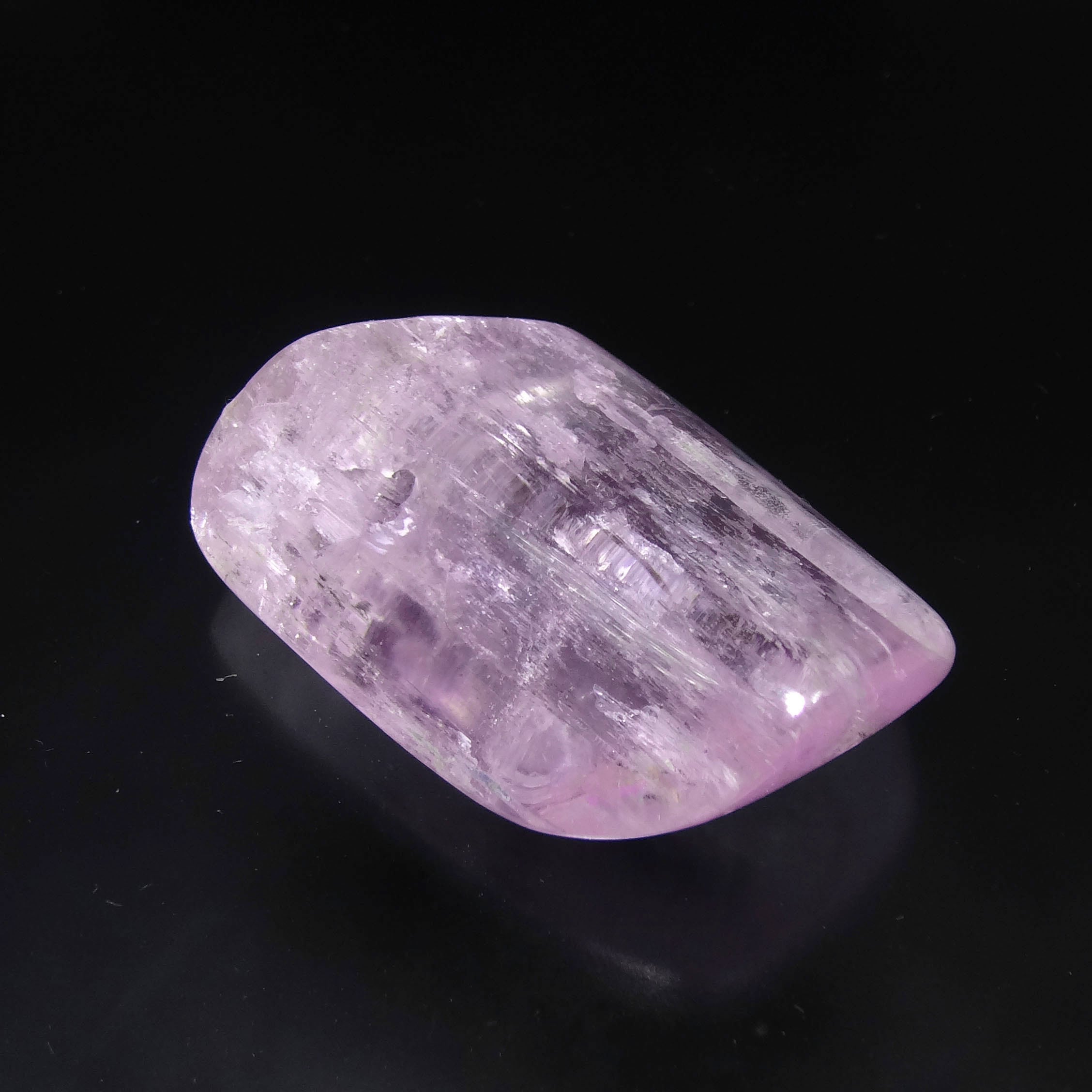 クンツァイト 原石 タンブル 楽天市場】クンツァイト タンブル 1個 浄化 インテリア 天然石