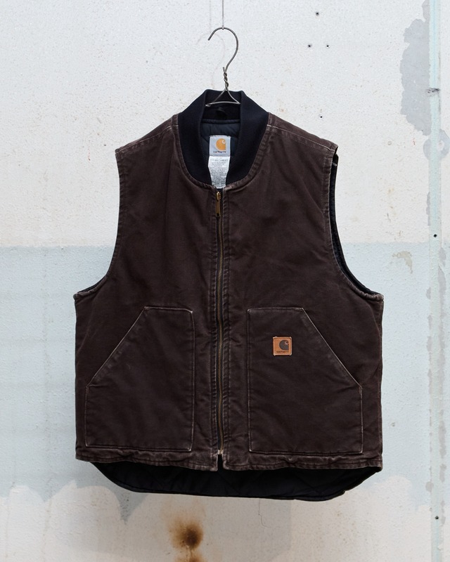 “Carhartt” duck vest / faded brown