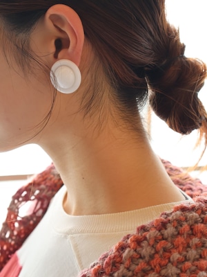 plastic round earrings【100】
