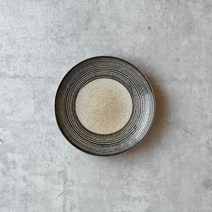 A2329 こま筋彫小皿（黒）