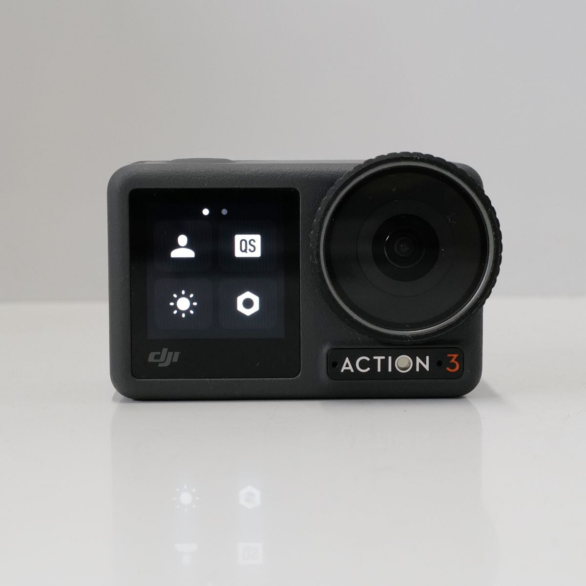 DJI OSMO ACTION 3 ウェアラブルカメラ USED超美品 4K 120fps ビデオ 