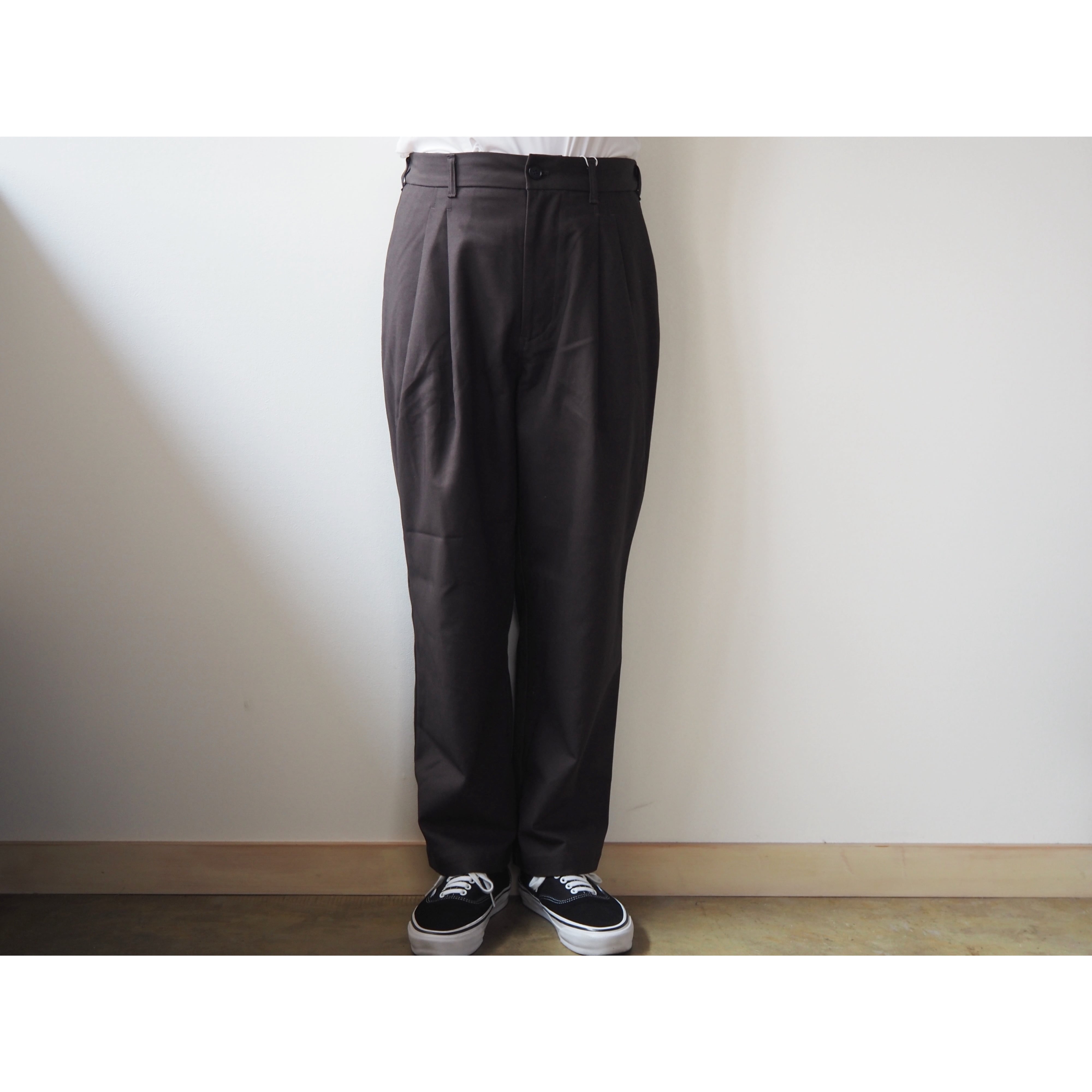 STILL BY HAND(スティル バイ ハンド) Cotton Twill Deep Tuck Pressed