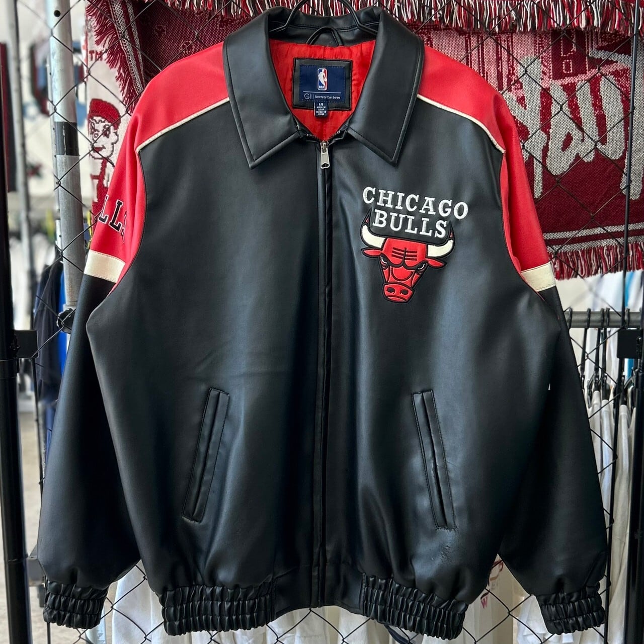 市場 CHICAGO BULLS 本革レザースタジャン GENUINE LEATHER