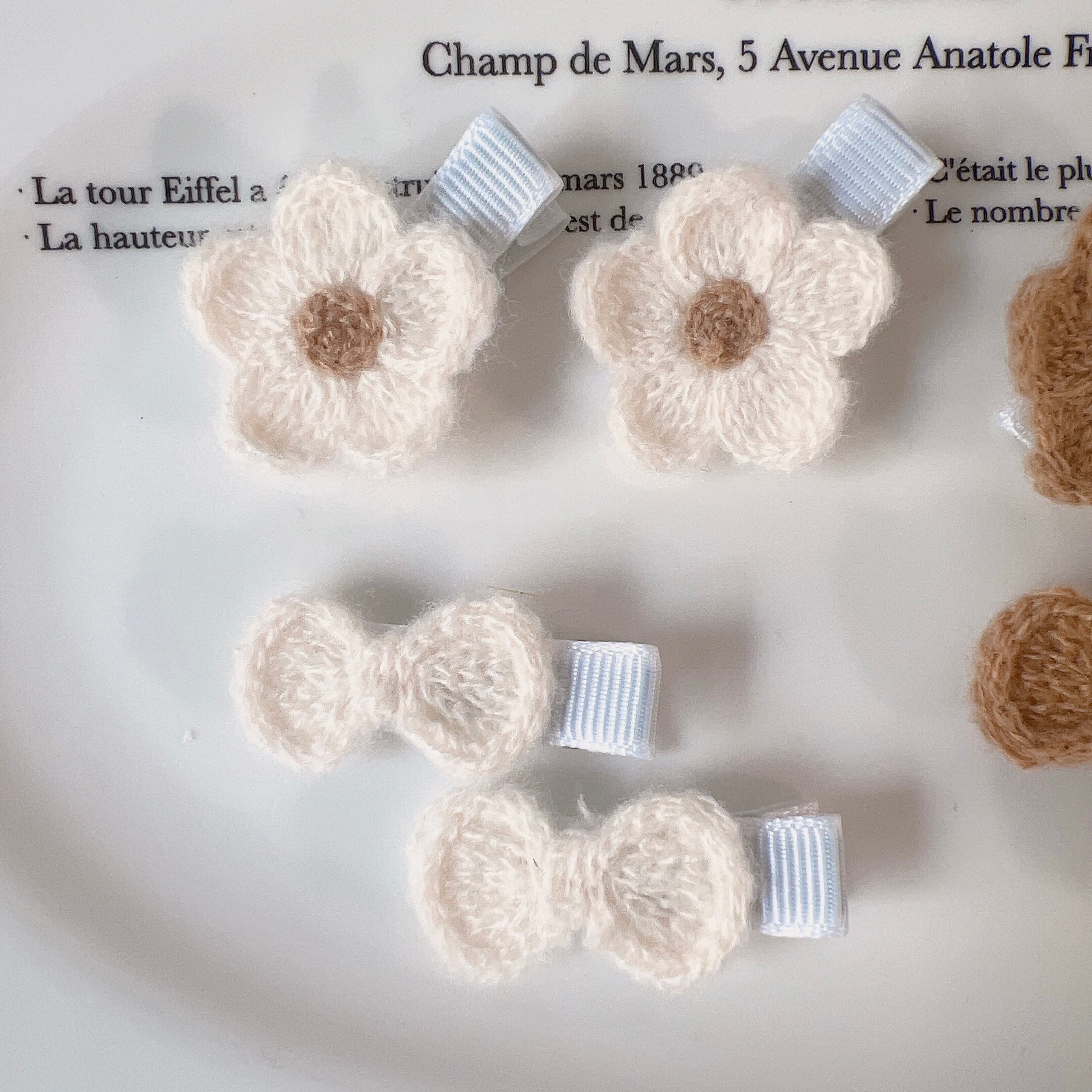 淡色お花おリボンパッチン