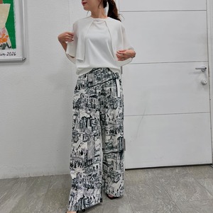 ロージー  Rosiee ケープドッキングニット