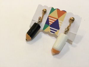 【ピアス変更可能】アトリエSATO えんぴつイヤリング