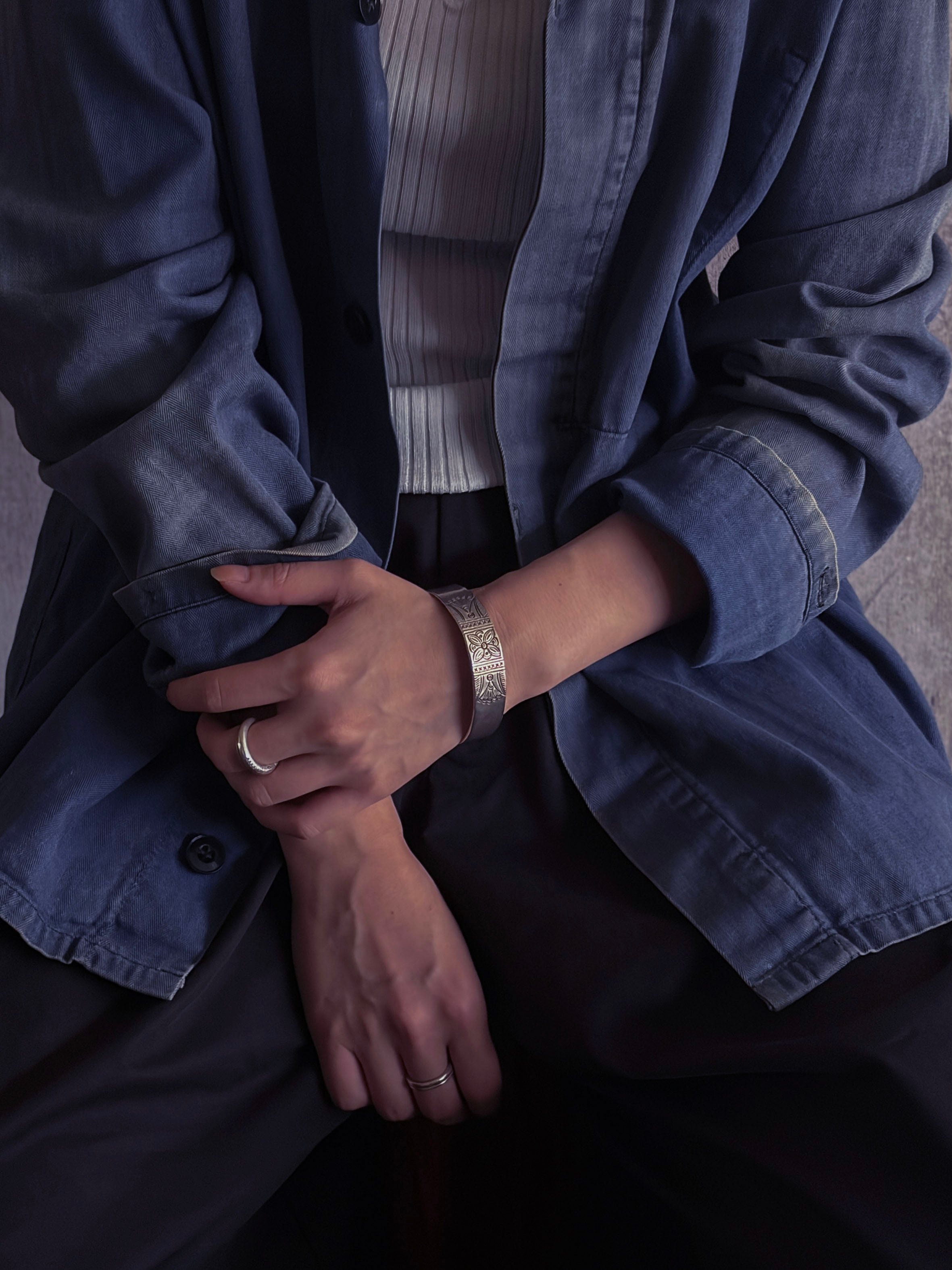 Sipsongpanna／Thai Silver bangle | 333 & tay - Delivery Service