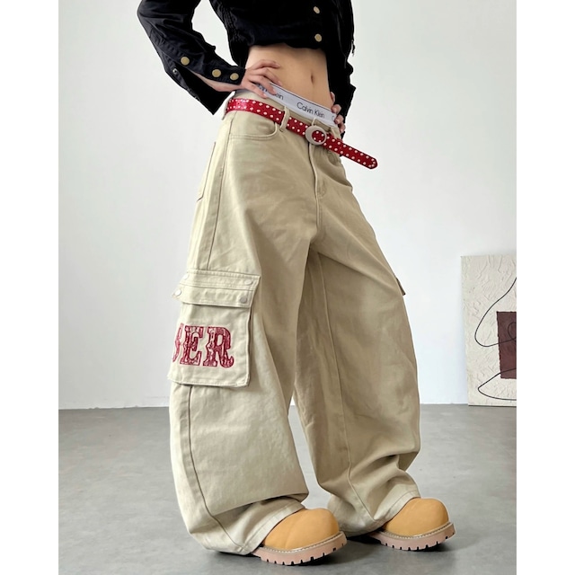 レタリングポケットボリュームシルエットカーゴパンツ 2col R02904