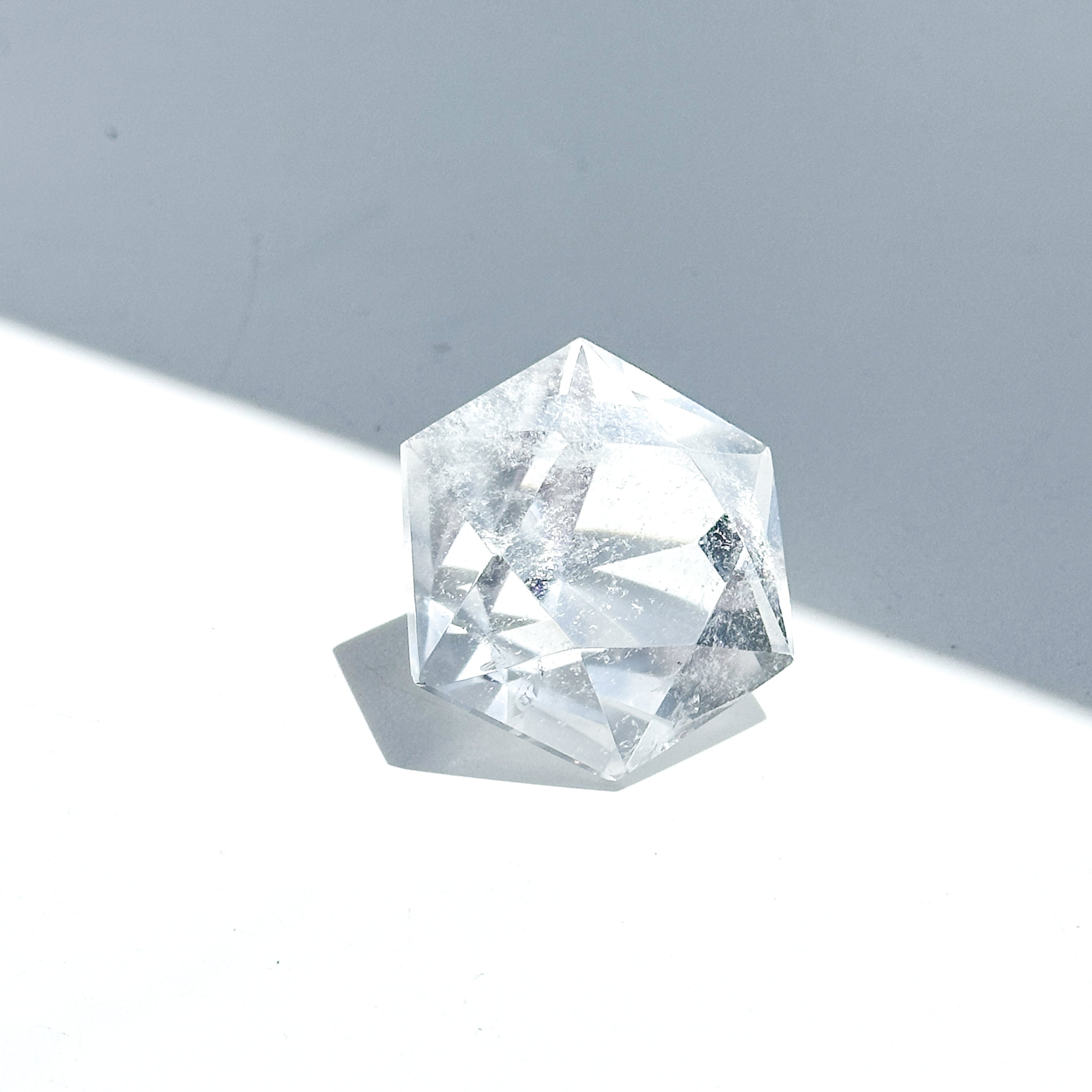 【高品質】ミナスジェライス産クリアクォーツ ダイヤモンドカット11◇ Clear Quartz Diamond ◇天然石・鉱物・パワーストーン・インテリア