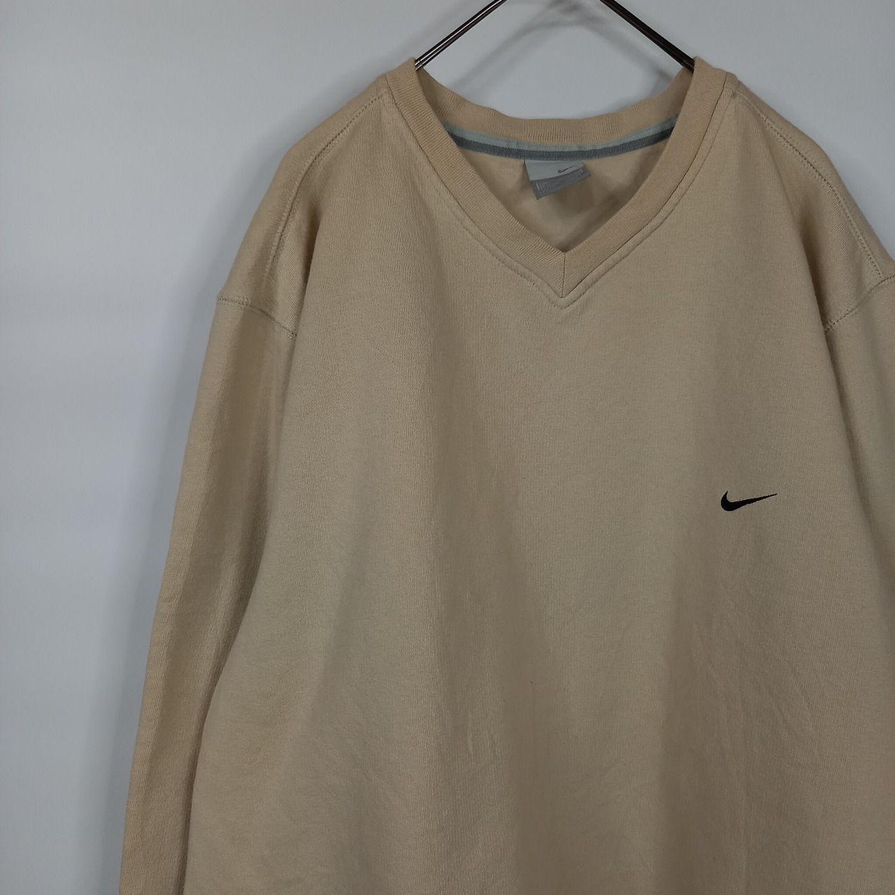 ナイキ　Vネック　スウェット　トレーナー　プルオーバー　裏起毛　ベージュ　L