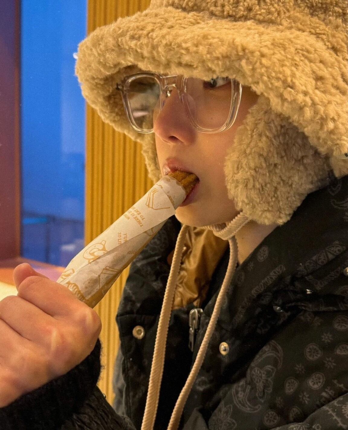 ☆AESPA ウィンター 着用！！【VARZAR】VA スクエアスタッド フリース