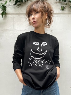 Everyday Smile Long Black Tシャツ