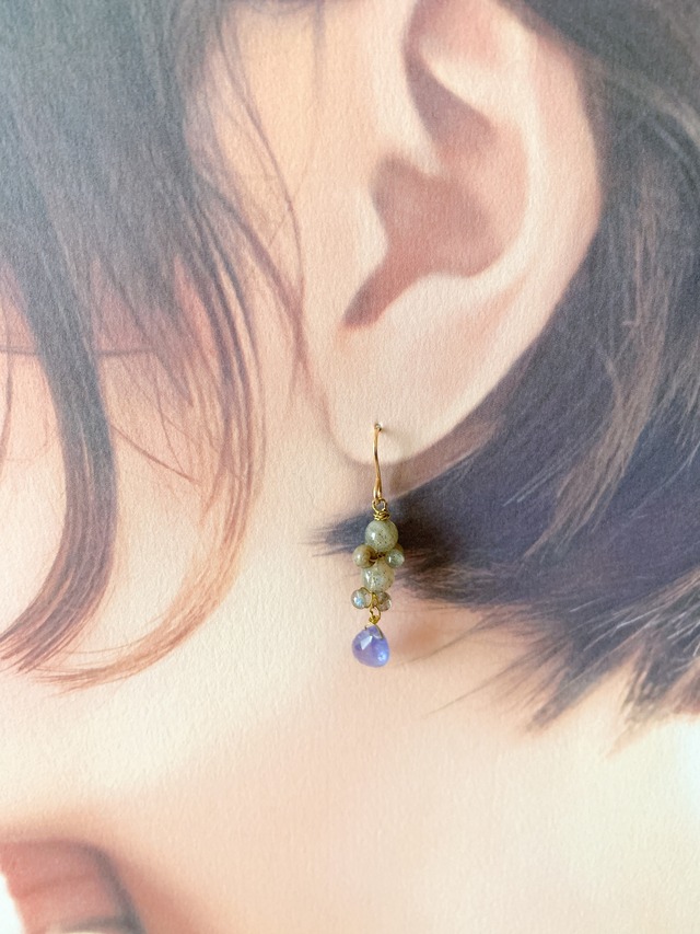 p_9 タンザナイト（ピアス・イヤリング）