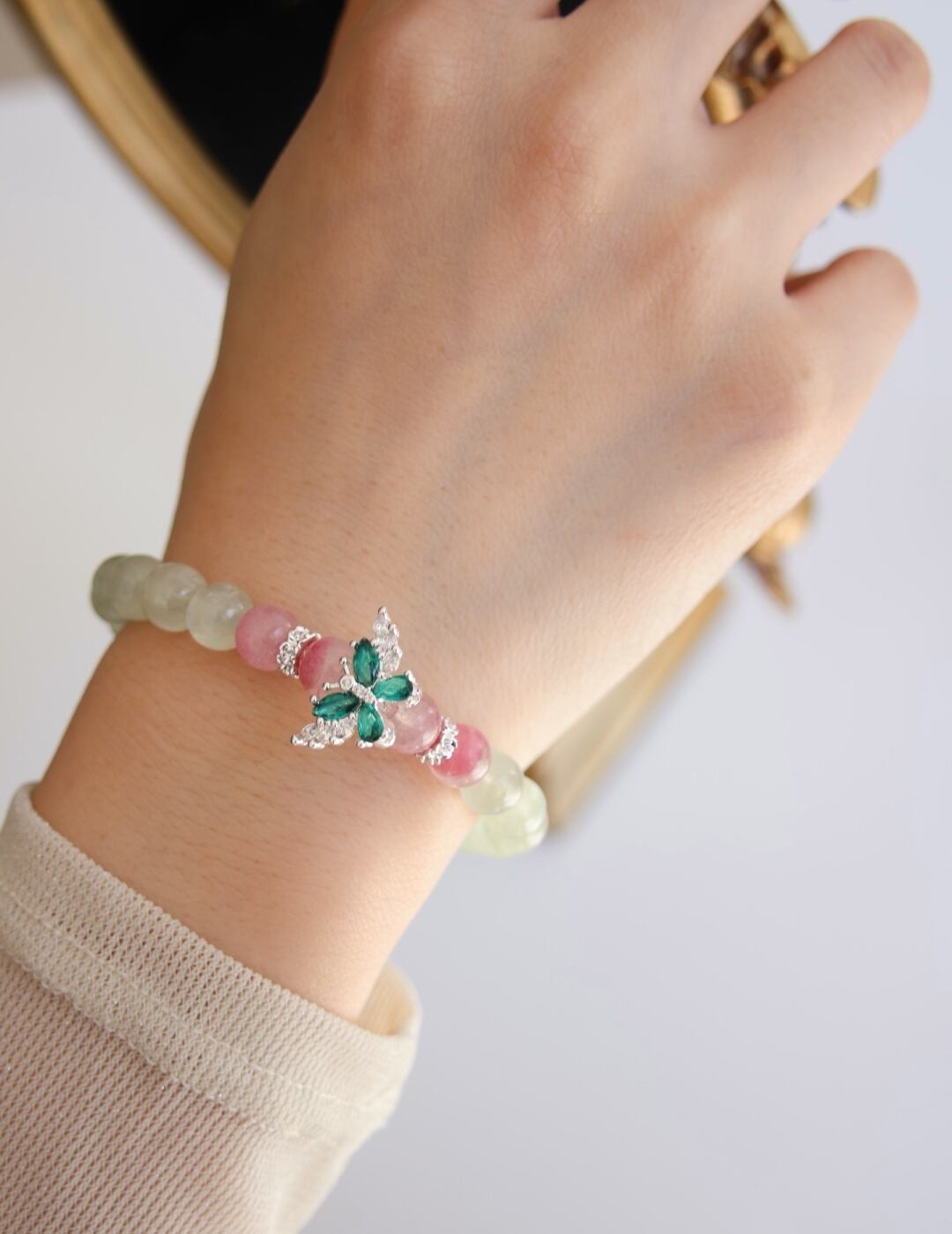 春の桜舞う 桜雨の蝶 天然プレナイト(葡萄石)&桜雨クリスタルブレスレット 健康幸運パワーストーン