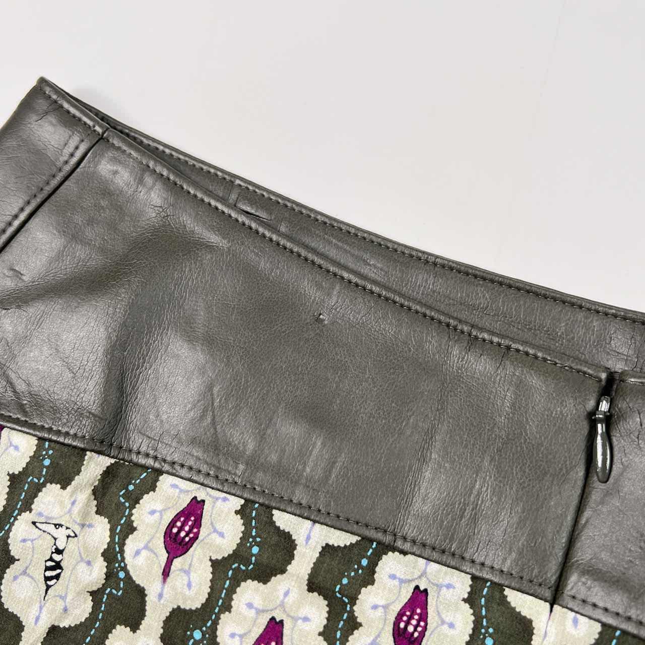 TRUSSARDI トラサルディ 合成皮革 レザー切替 総柄 台形 スカート サイズ 42 /レディース/日本製