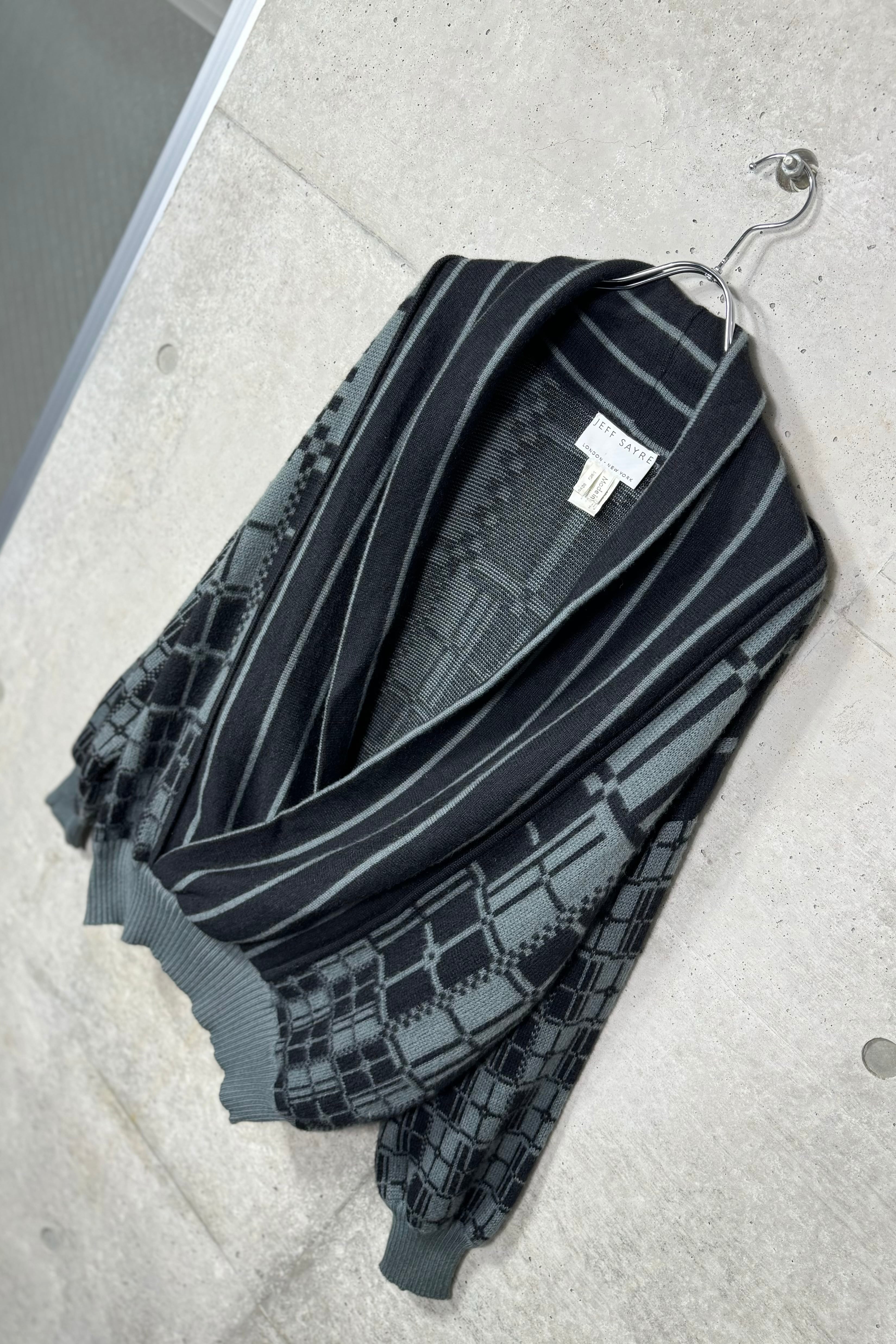 "GERMANY" vintage design knit