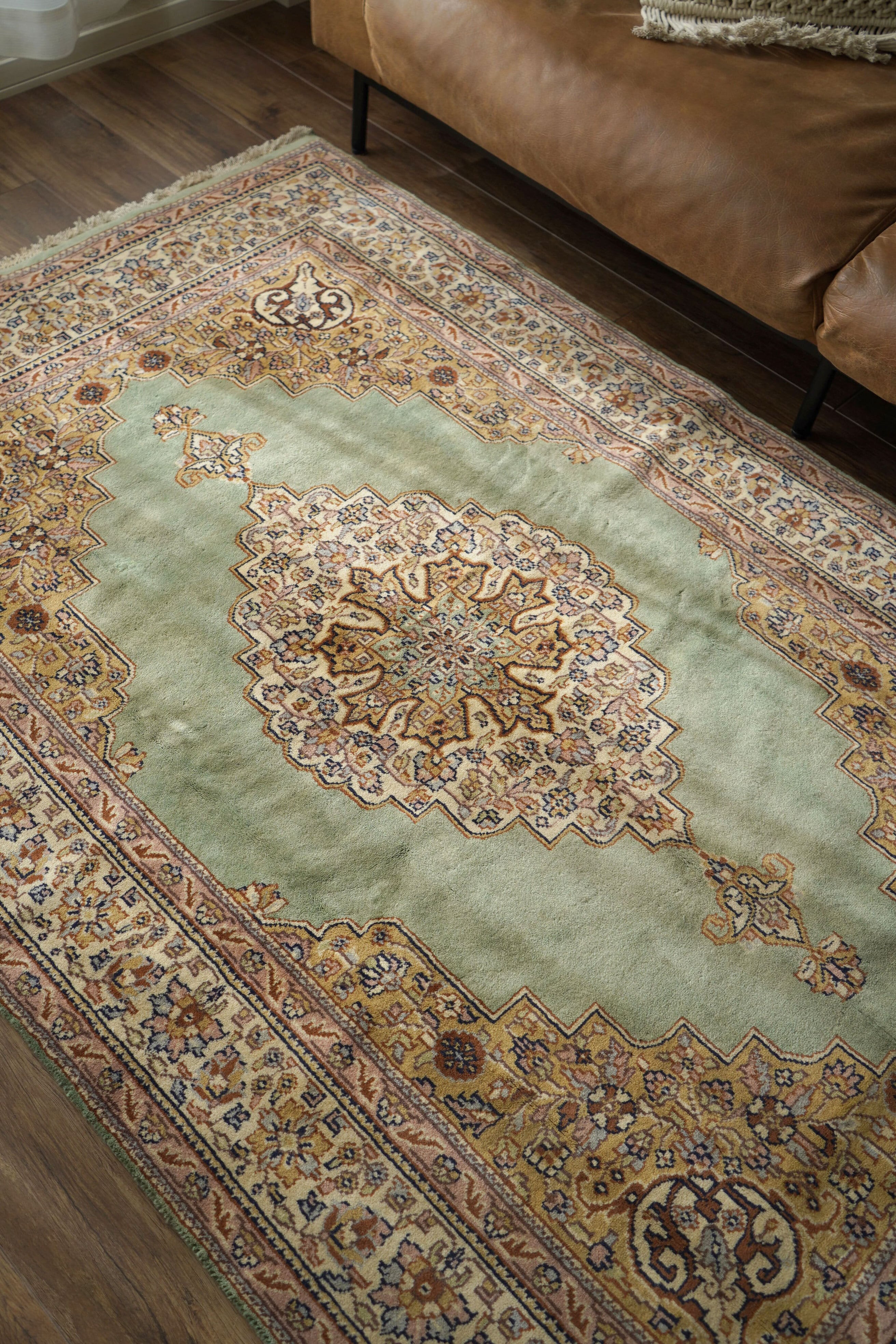 Large Size | ヴィンテージラグ専門店 TIME RUG （ペルシャ絨毯