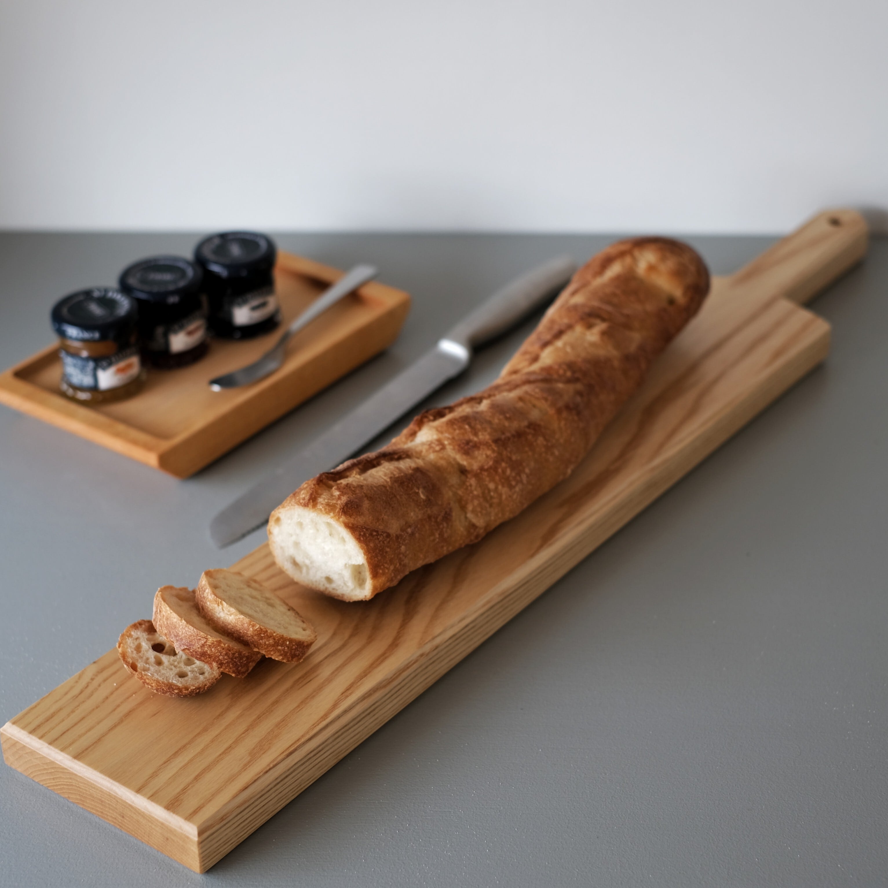 細長いカッティングボード (ホワイトオーク) | ulue furniture works