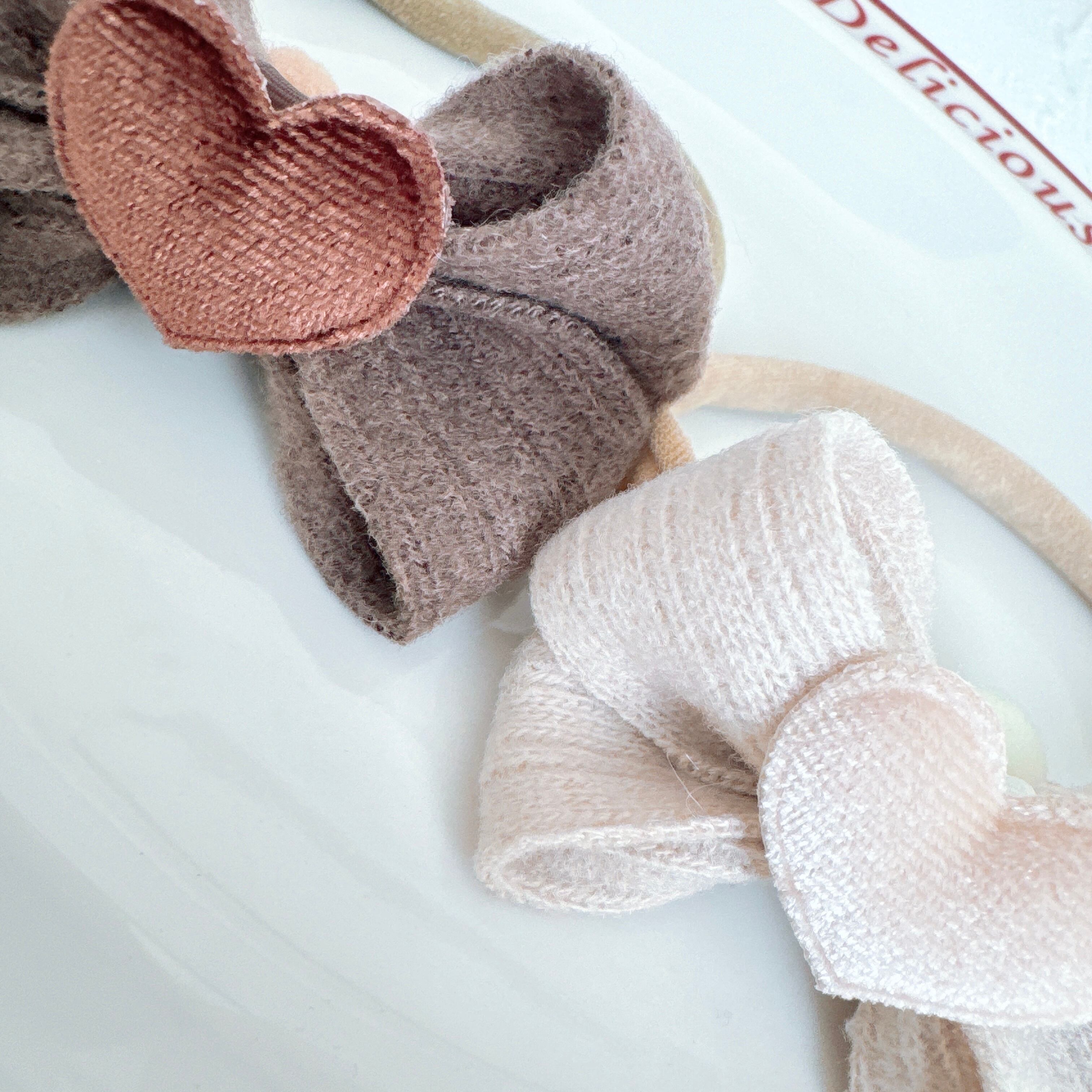 茶系ハートリボンヘアバンド（後ろ支え付き）