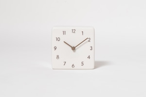 【NEW】陶器の置き時計 mirucha