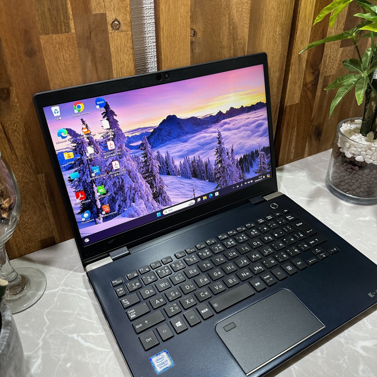 美品】ダイナブック 爆速SSD256GB 16GB 第8世代パソコンPC 覆る