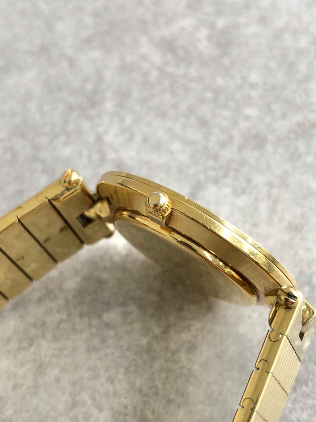 Christian Dior クリスチャン ディオール 腕時計 ゴールド ラウンド ローマ文字 vintage ヴィンテージ オールド ignfmy