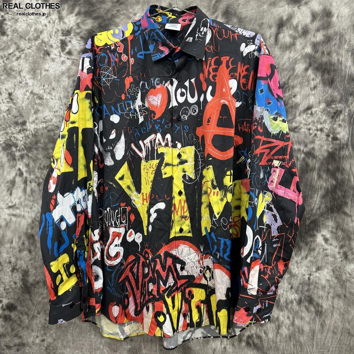 【大幅値下】VETEMENTS 22SSグラフィティシャツ/マルチカラーM ヴェトモン（VETEMENTS）22SSグラフィティシャツ/マルチカラーM