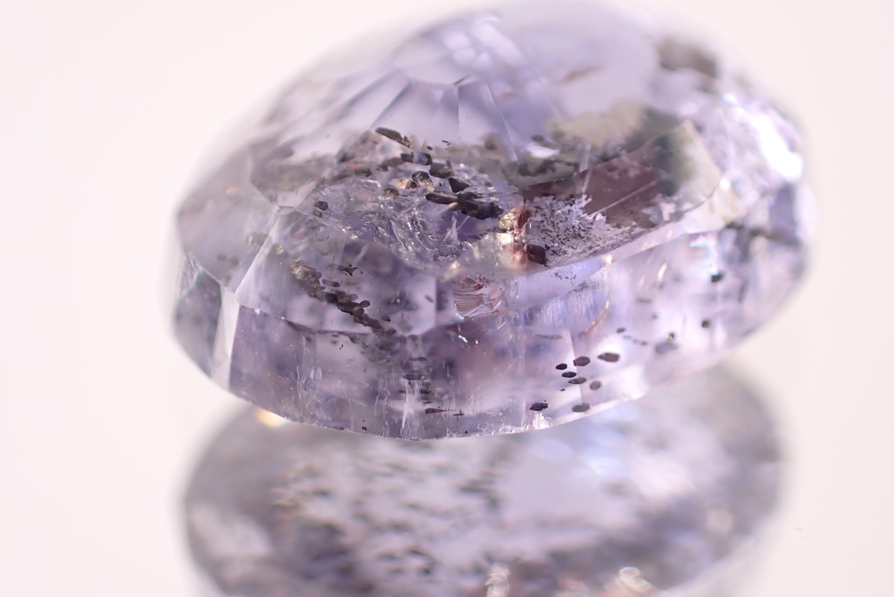 アイオライトサンストーン　4.23ct　[D11‐387]