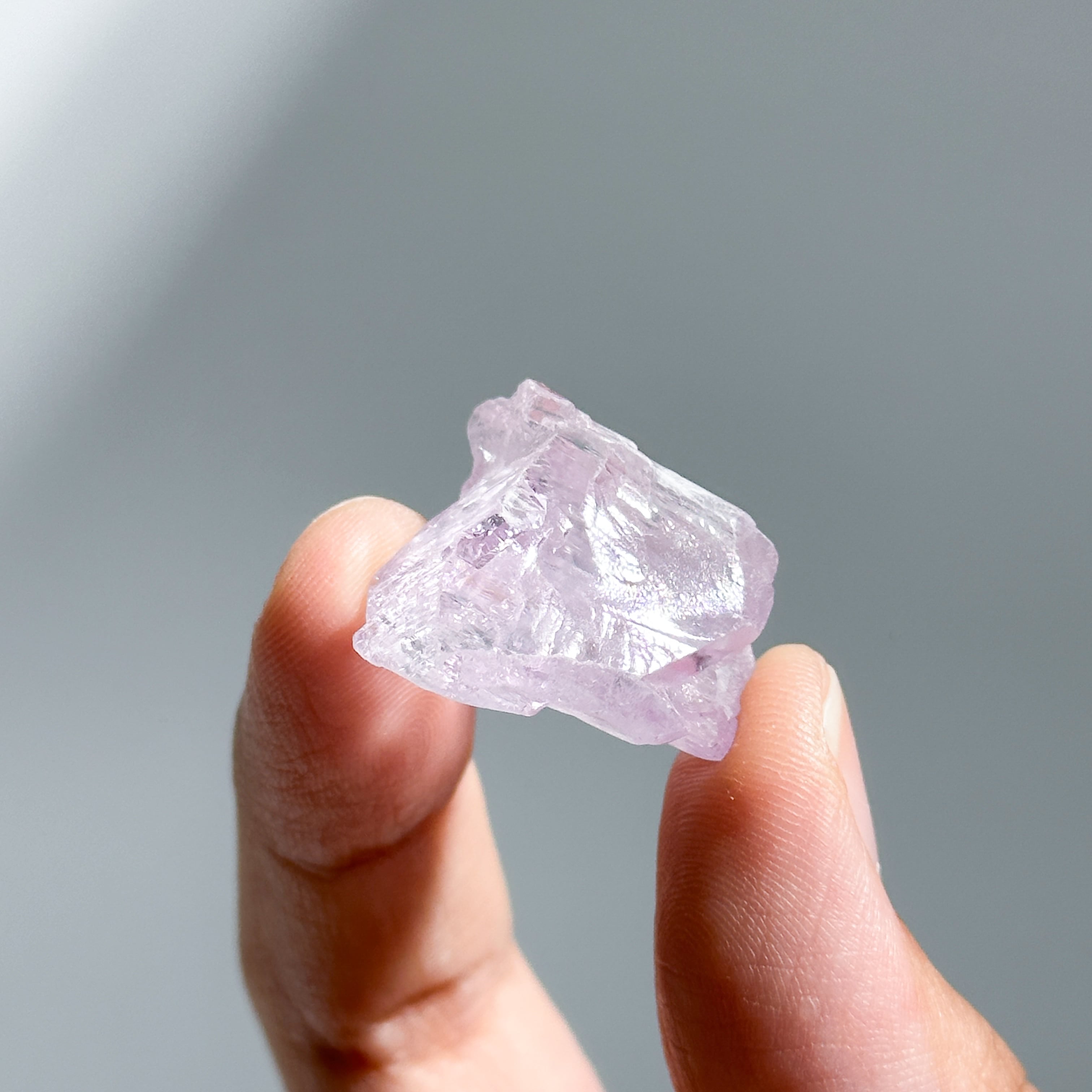 ( ͡° ͜ʖ ͡°)様まとめ商品　天然石　琥珀　水晶　ルビー　クンツァイト　翡翠 ハイクォリティ】クンツァイト 原石01◇ Kunzite ◇天然石・鉱物