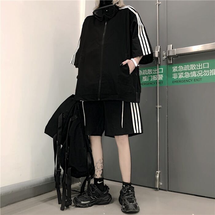 新品 KOREAサイドラインジャージセットアップ メンズレディース 大人