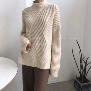 ハイネックニット