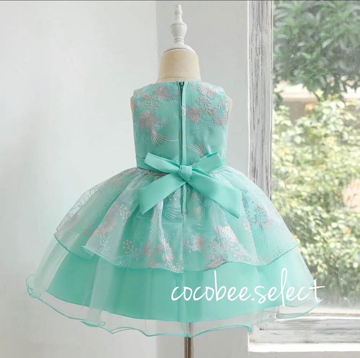 即納】子供ドレス 刺繍リボン付き 女の子ドレス 発表会コンクール お