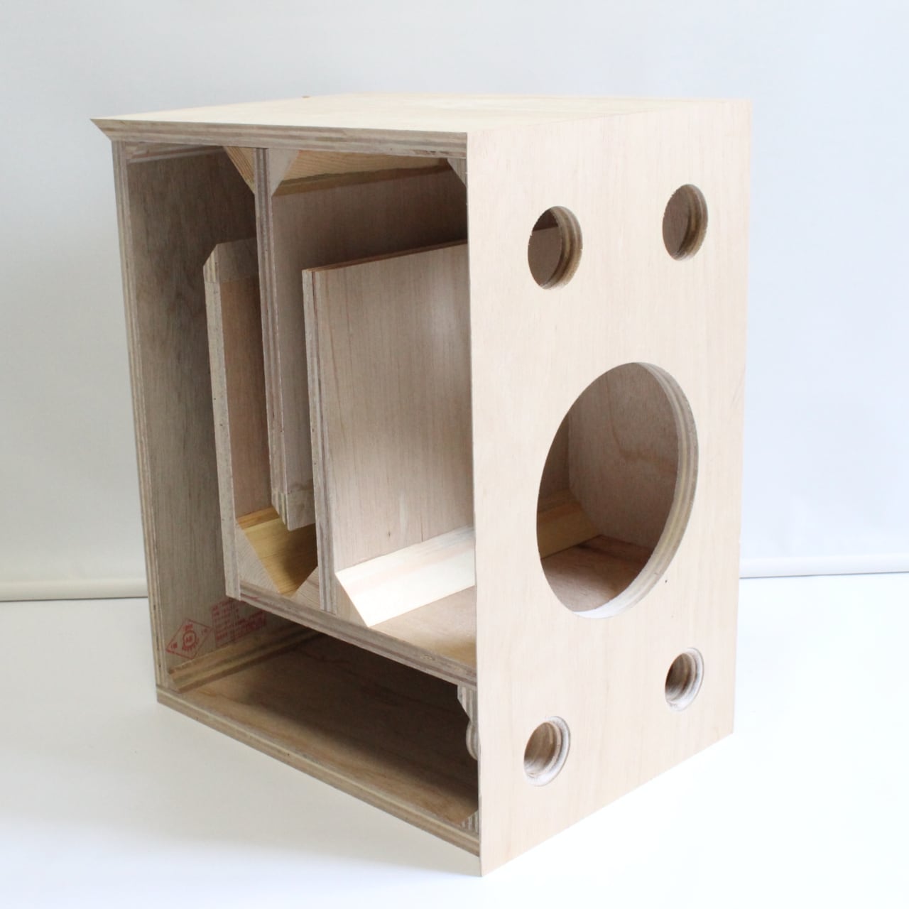 オーダーメイド例：エンクロージャー（300mm×500mm×400mm） | ベニヤ板