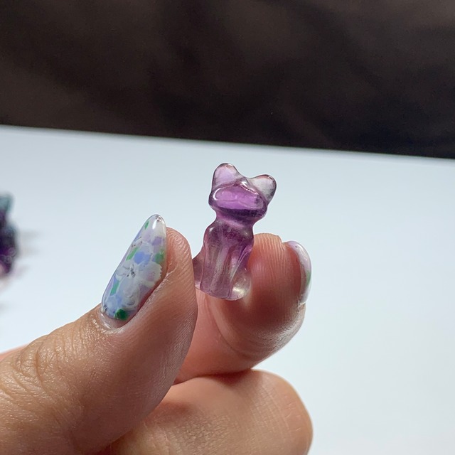 1.透明度有・可愛いフローライトねこちゃん