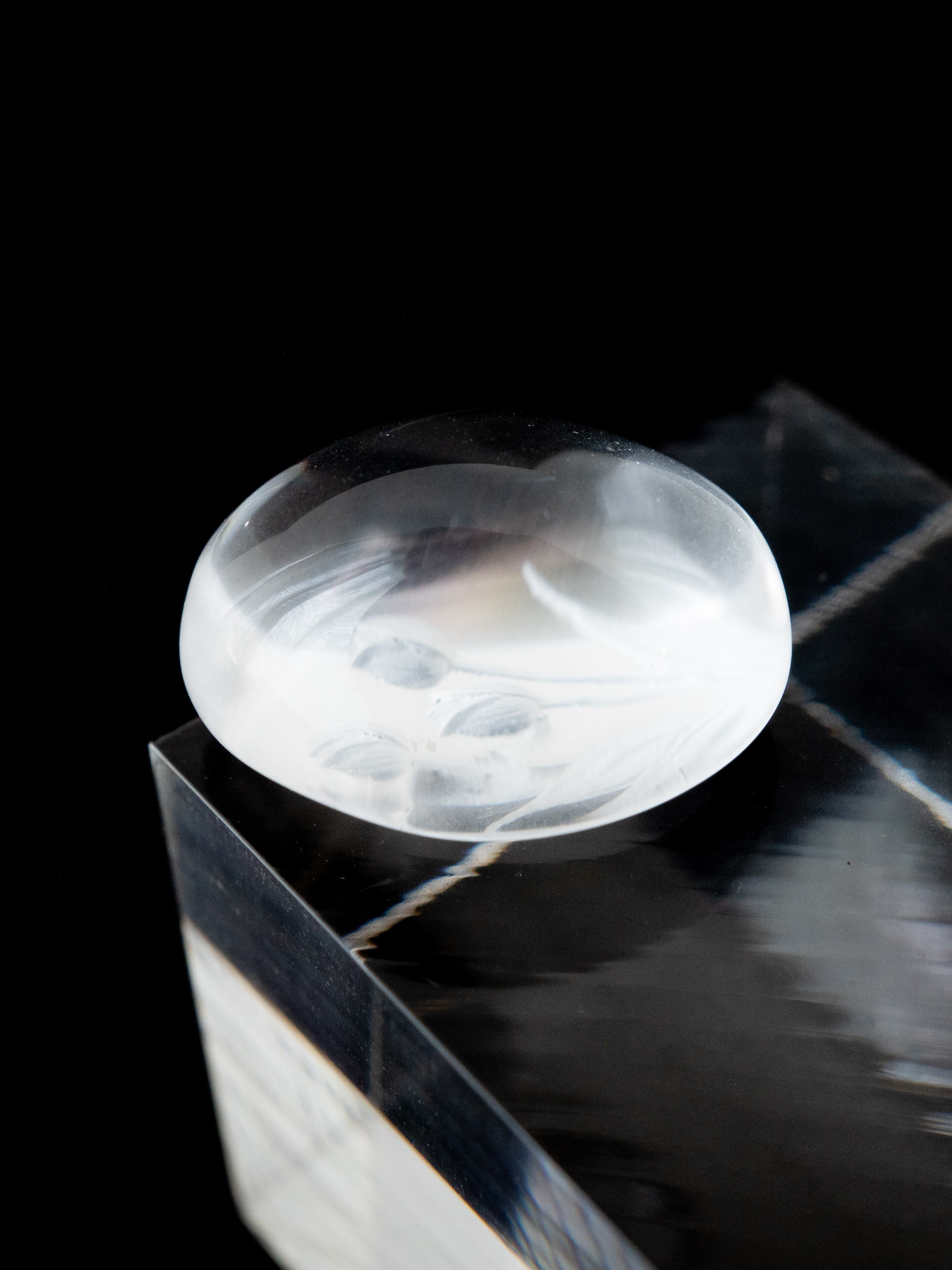 ハンドカービングクォーツ - a13 | SELSHA