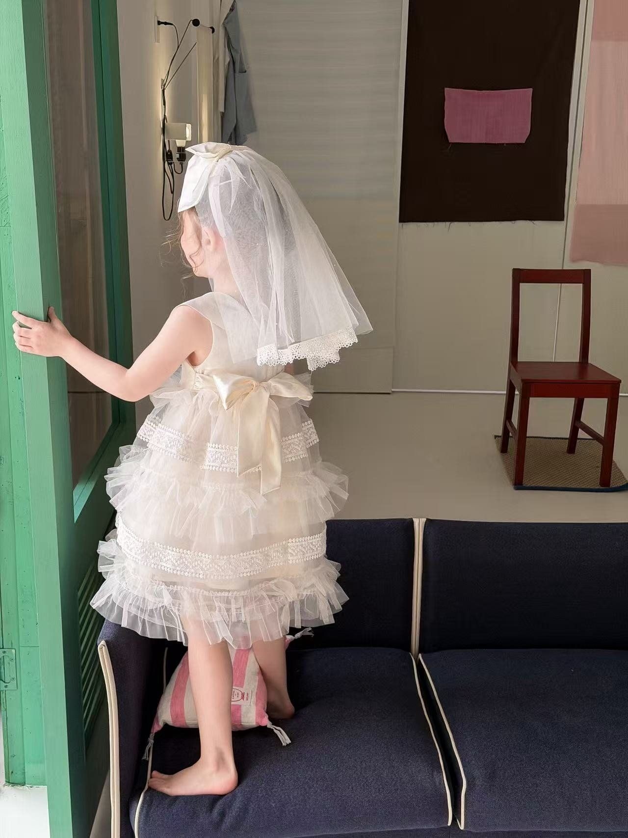[aiai] White Veil Princess Dress Flower Crown Set-up / [아이아이] 화이트베일공주드레스화관세트