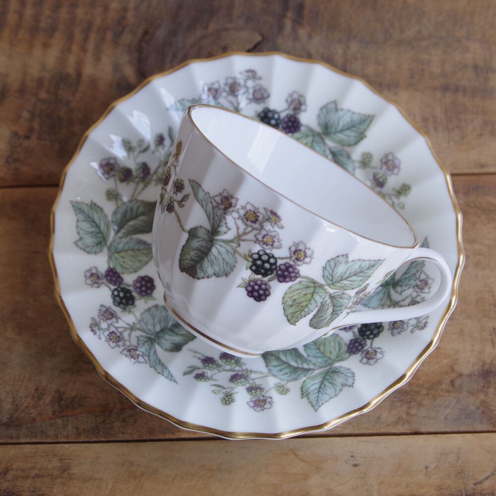 ロイヤル ウースター ROYAL WORCESTER 大皿 ボウル ホビー グッズ 盛ん
