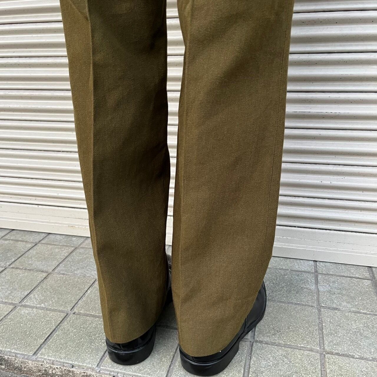 良品 イギリス軍 実物 ドレスパンツ No.2 スラックス トラウザー 良品 イギリス軍 実物 ドレスパンツ No.2 スラックス トラウザー