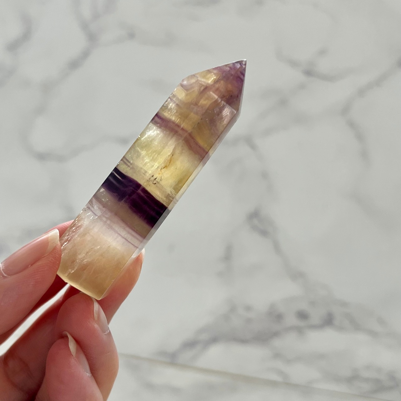 フローライトタワーC34*デンドライト入りイエローフローライトポイント*天然石インテリア*パワーストーン*置き物