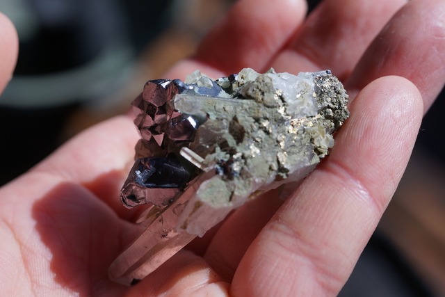 クォーツ/黄銅鉱/ガレナ Quartz/Chalcopyrite/Galena