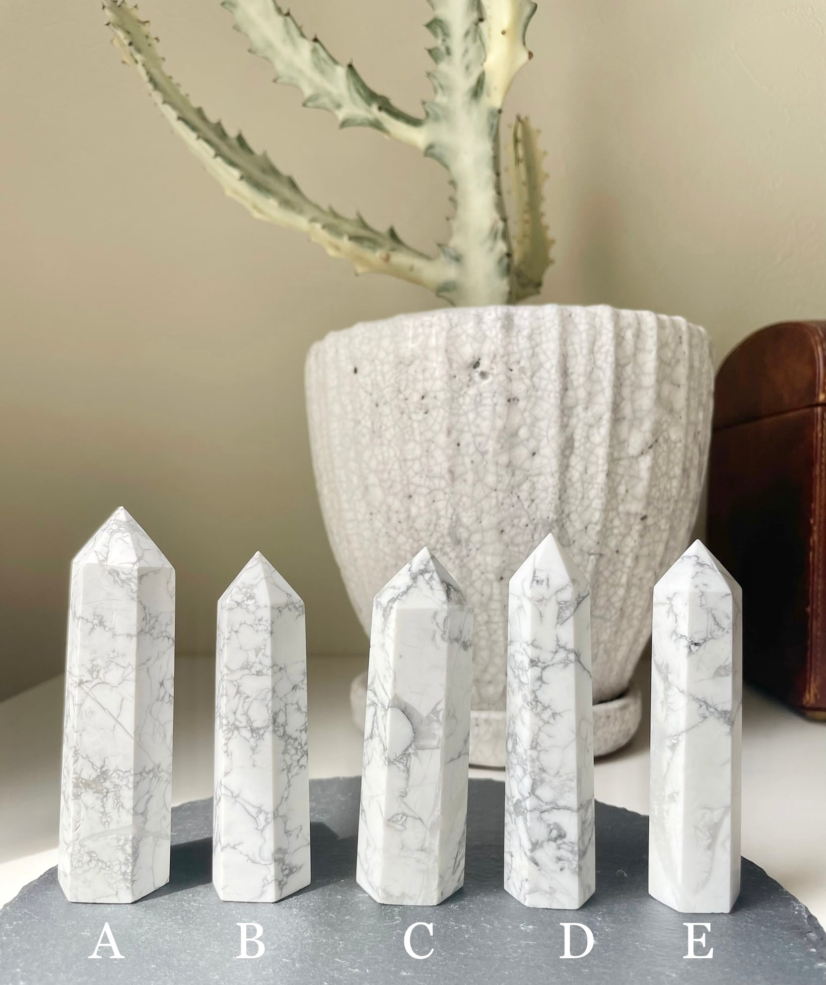 Howlite Tower / ハウライトタワー